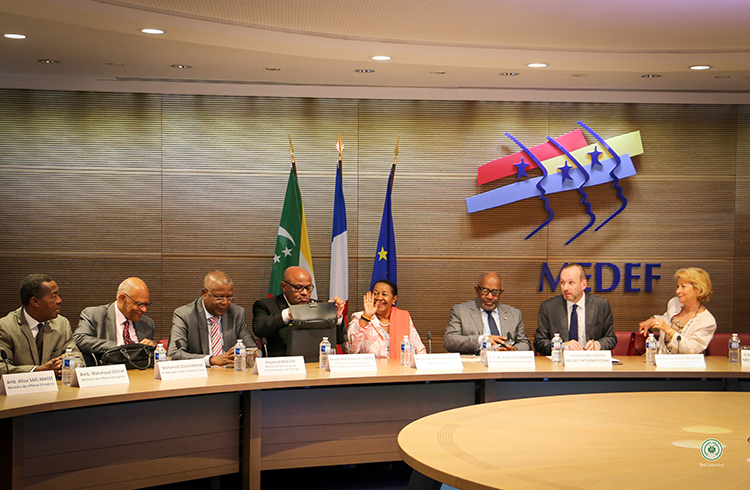 image Visite du président Azali Assoumani à Paris / Le Président Azali a rencontré les entreprises françaises au MEDEF